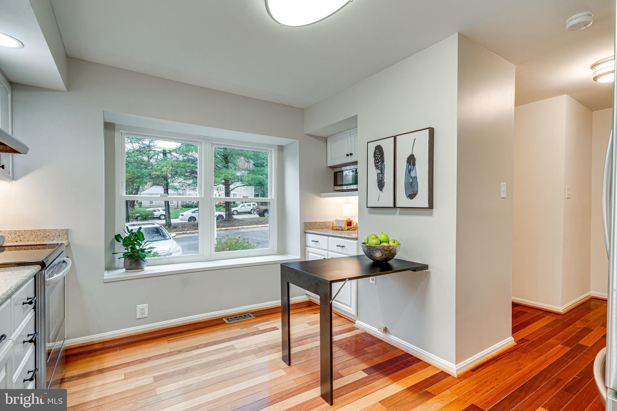 6142 Calico Pool Lane Burke, VA 22015 - Photo 7 of 42