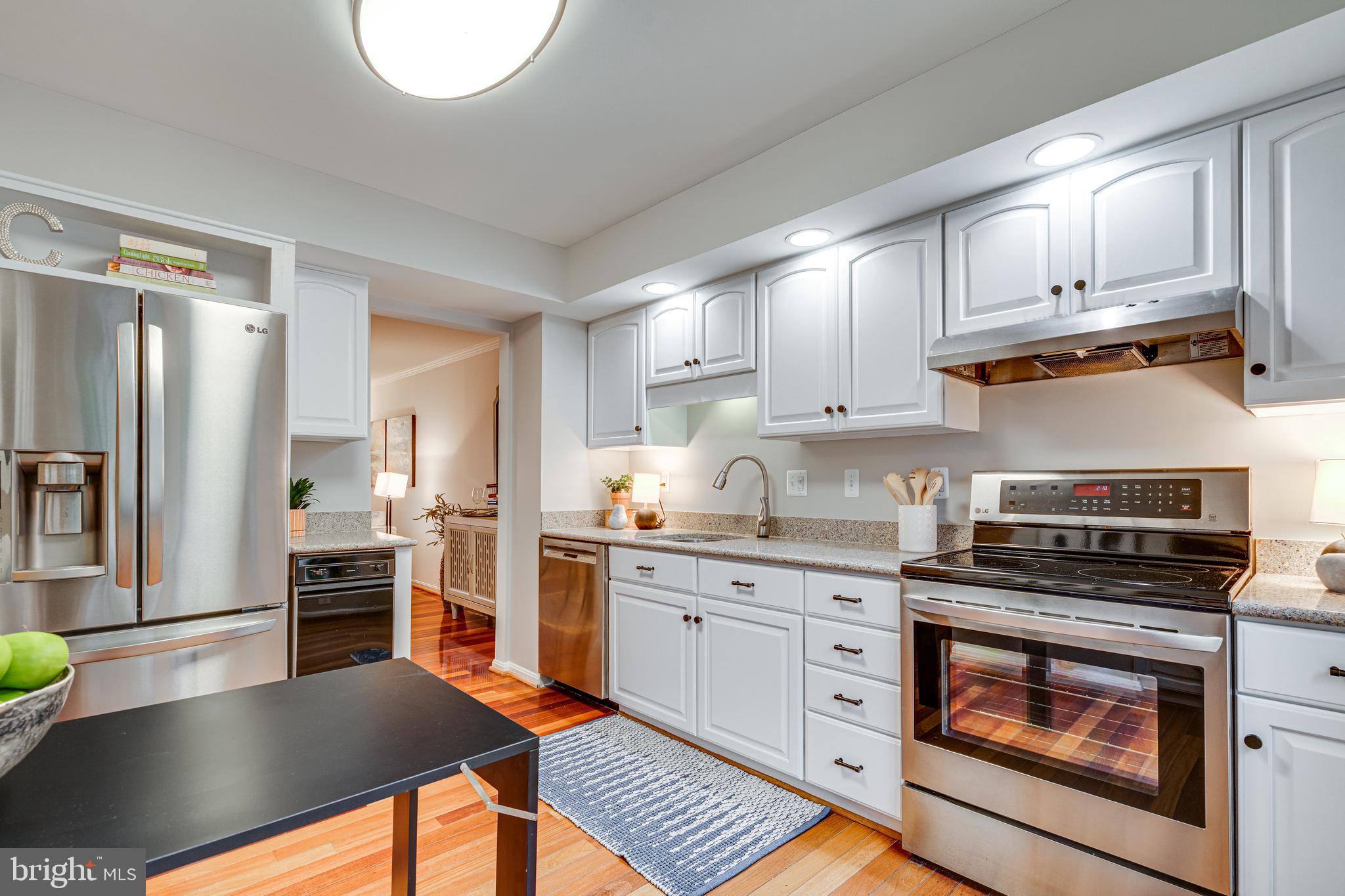 6142 Calico Pool Lane Burke, VA 22015 - Photo 10 of 42