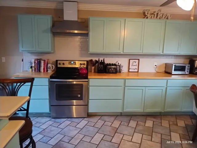 $8,700 | 16610 Gull Court, Crosby, TX 77532