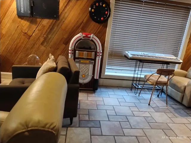 $8,700 | 16610 Gull Court, Crosby, TX 77532