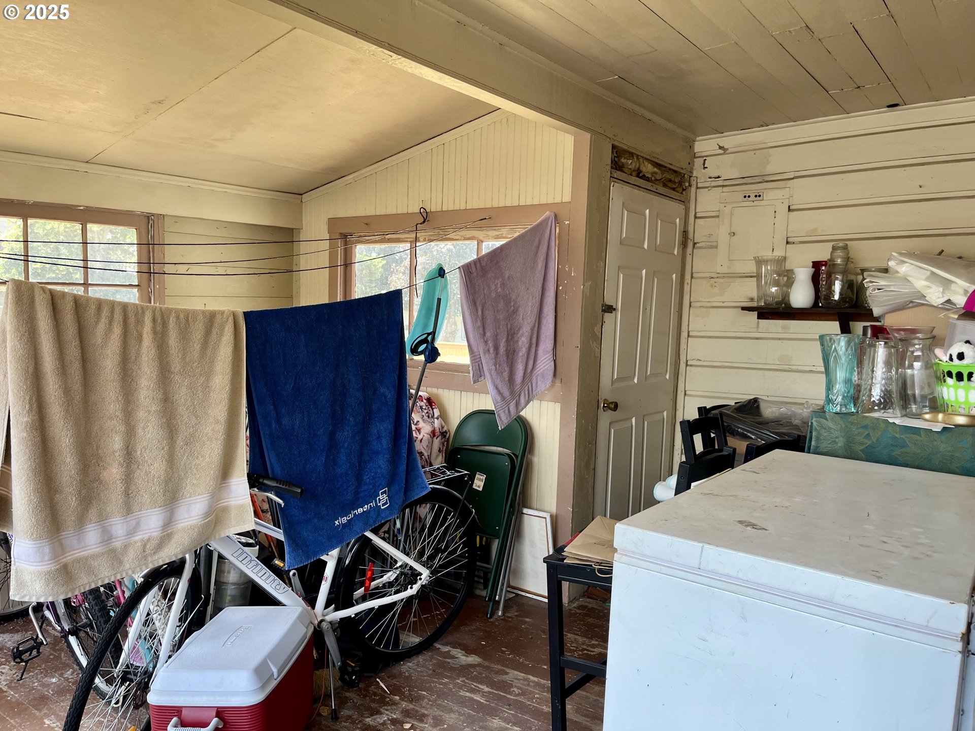 385 Southeast Twp Road Canby, OR 97013 - Photo 4 of 30 a room with storage and utility