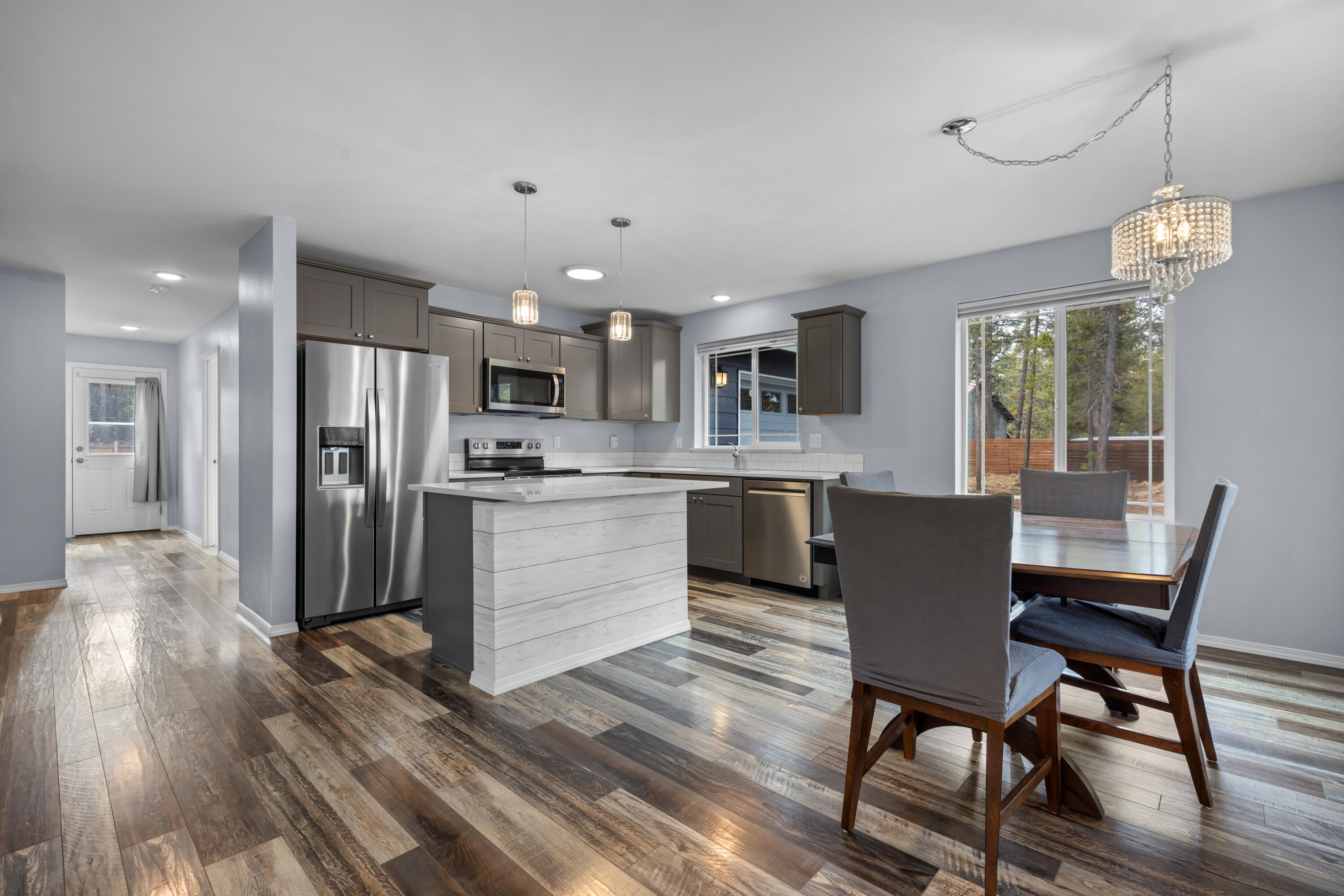 17271 Downey Road Bend, OR 97707 - Photo 13 of 34 Dining