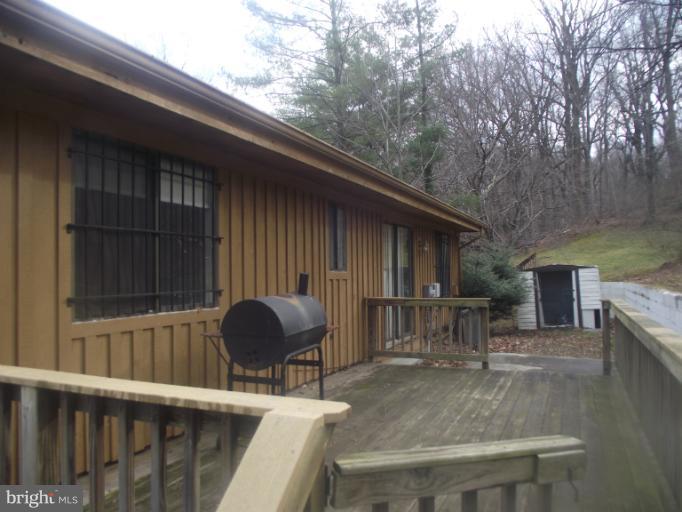 8212 Cagle Road Fort Washington, MD 20744 - Photo 14 of 17 Exterior (Rear)
