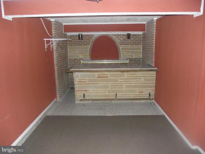 8212 Cagle Road Fort Washington, MD 20744 - Photo 3 of 17 Interior (General)
