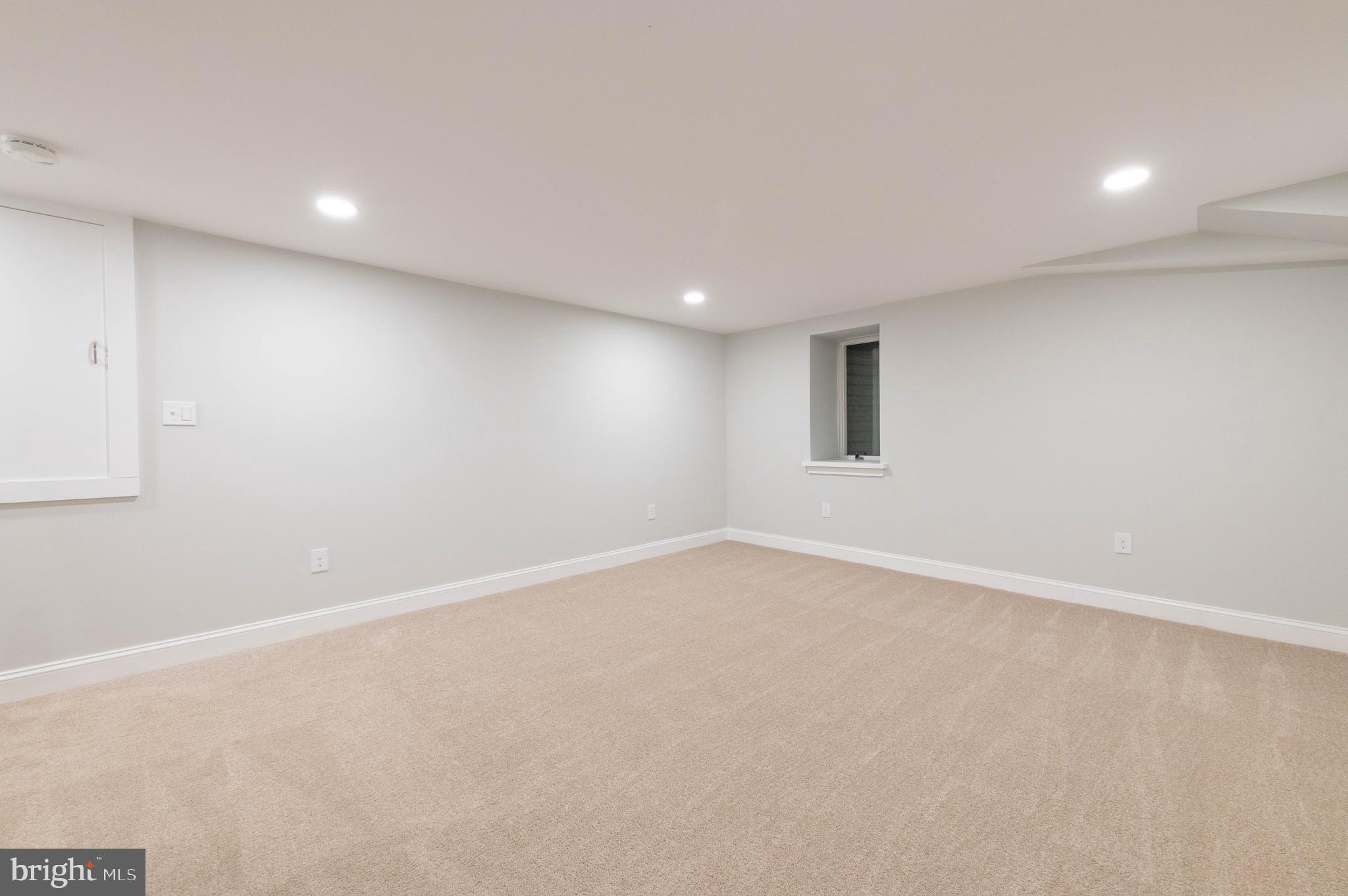 220 North Rolling Road Springfield, PA 19064 - Photo 33 of 41 a view of an empty room with a window