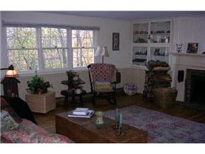 61 Sweet Hill Road Plaistow, NH 03865 - Photo 2 of 3