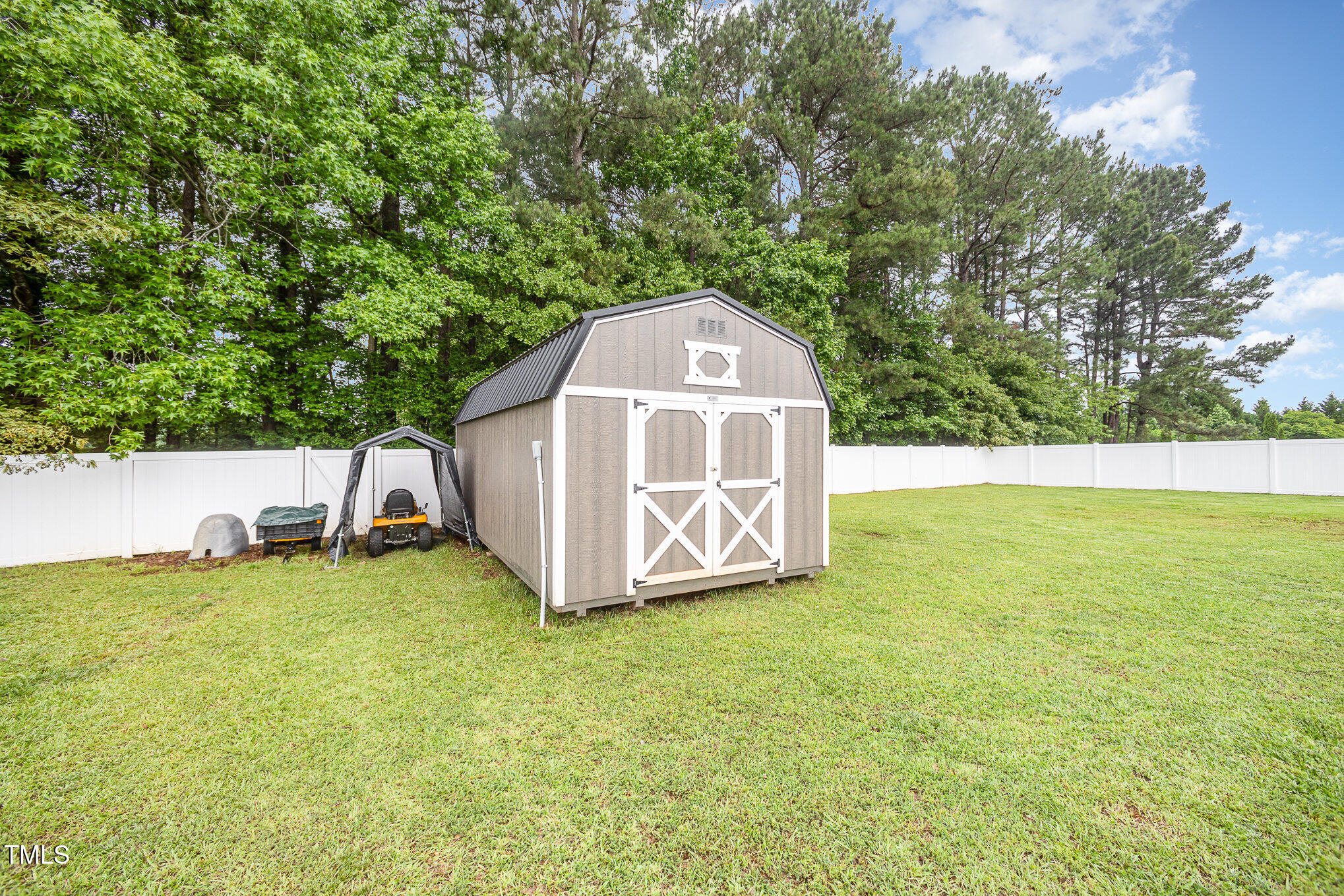 297 Fox Field Run Road Kenly, NC 27542 - Photo 27 of 34 011_kv0a3617-edit_540