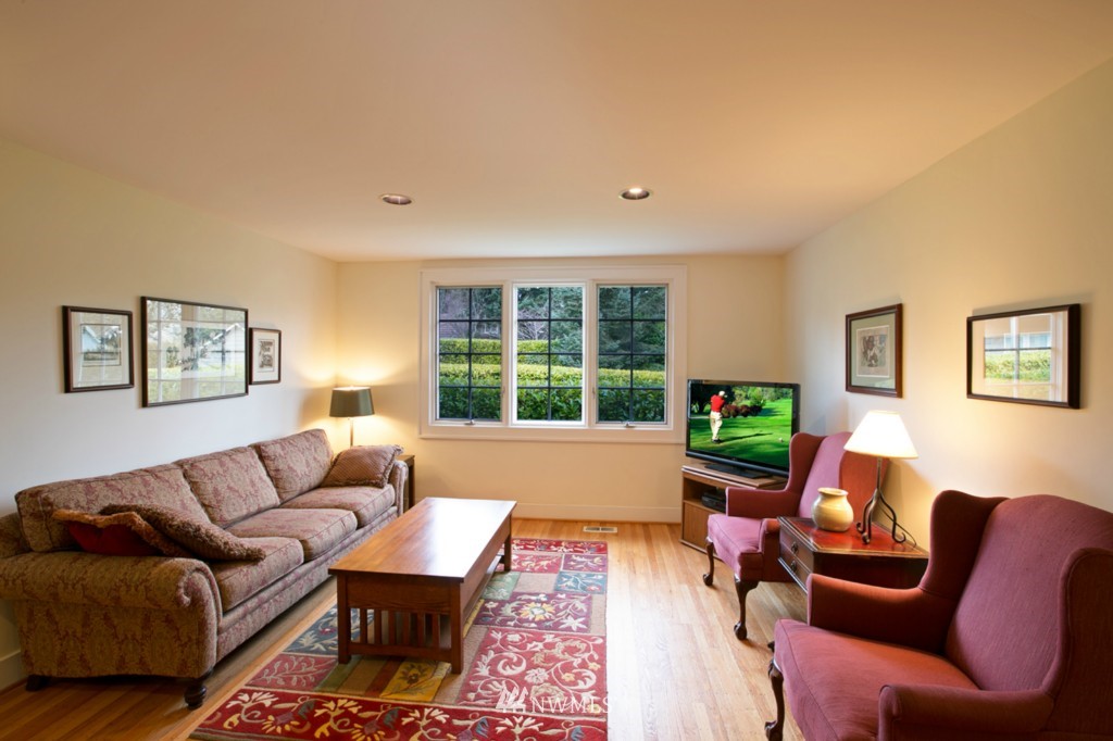 822 Evergreen Point Road Medina, WA 98039 - Photo 8 of 17
