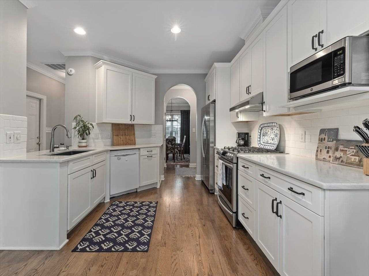 1104 Banbury Woods Place Raleigh, NC 27607 - Photo 8 of 29 Photo 8
