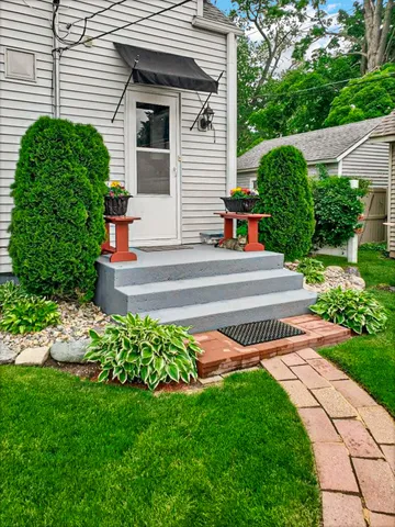 $270,000 | 710 Central Avenue, La Porte, IN 46350