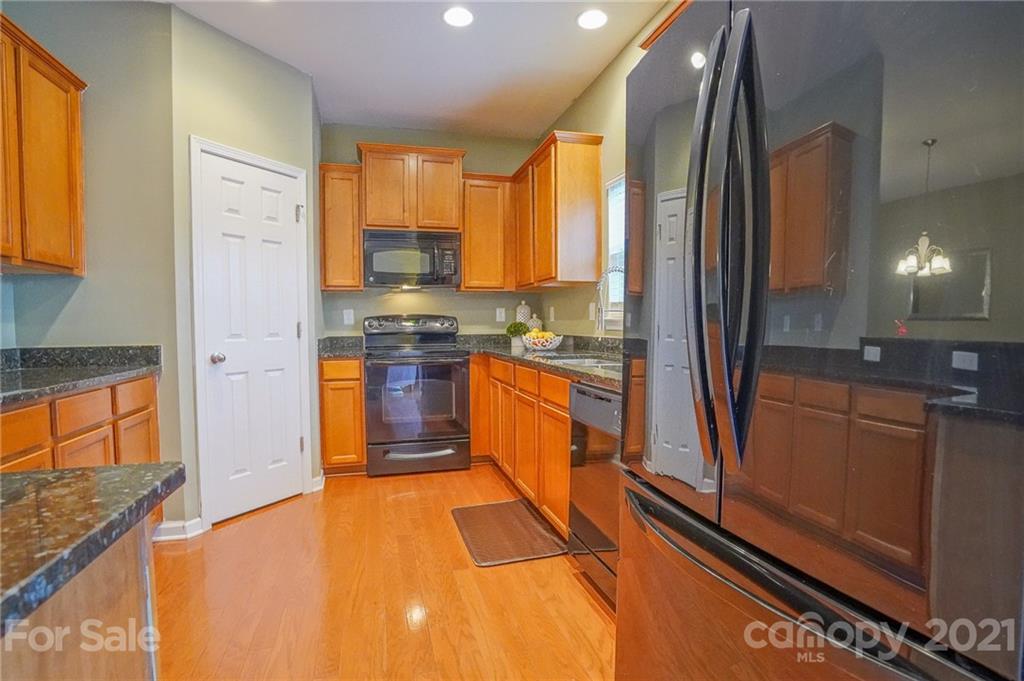11118 Greenhead View Road Charlotte, NC 28262 - Photo 18 of 48 Gallery Image 18