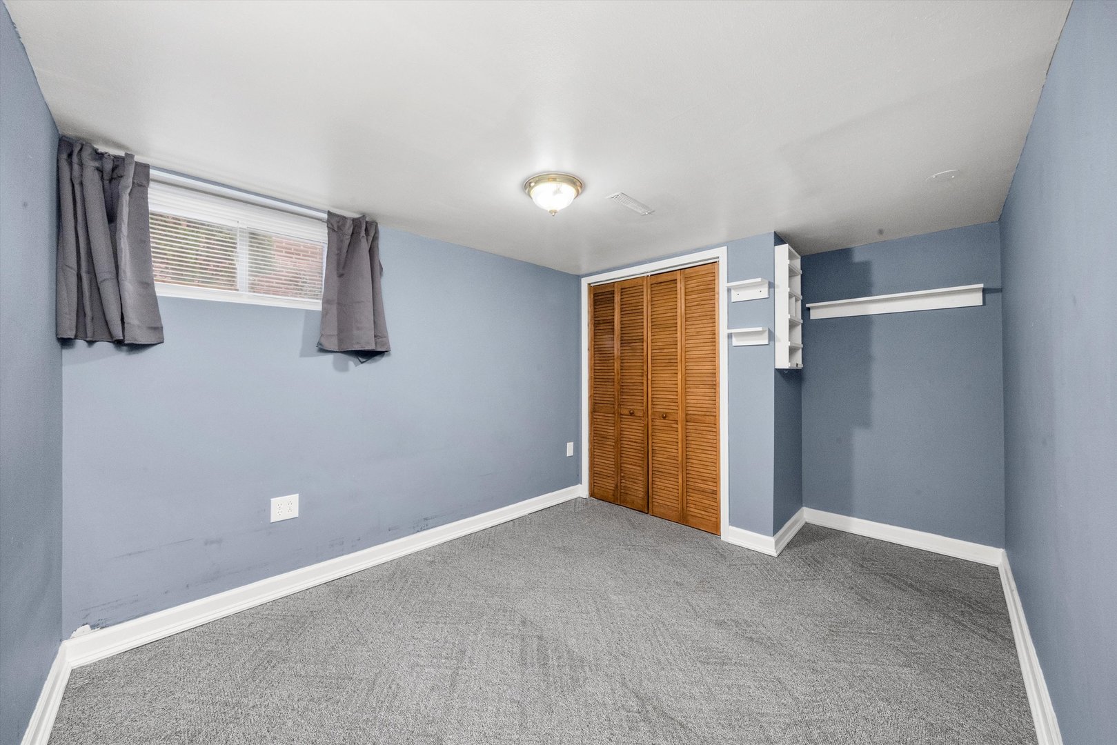 11221 South Troy Street Chicago, IL 60655 - Photo 31 of 42