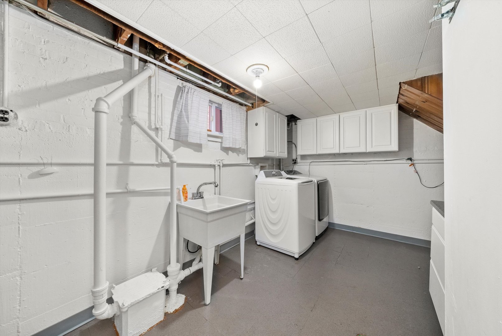 11221 South Troy Street Chicago, IL 60655 - Photo 33 of 42