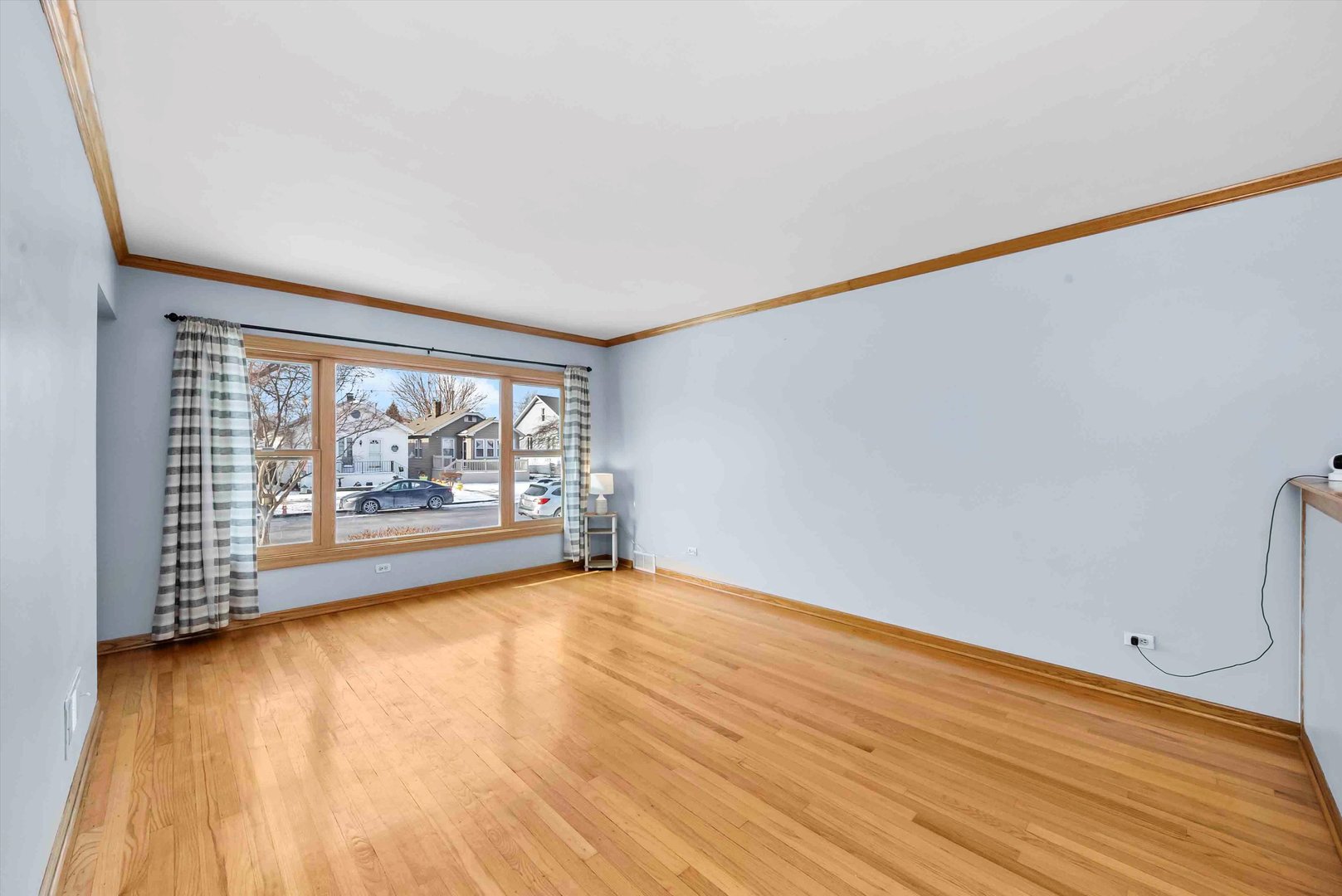 11221 South Troy Street Chicago, IL 60655 - Photo 10 of 42