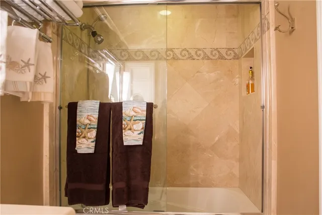 $4,200 | 200 Paris Lane, Unit 109, Newport Beach, CA 92663