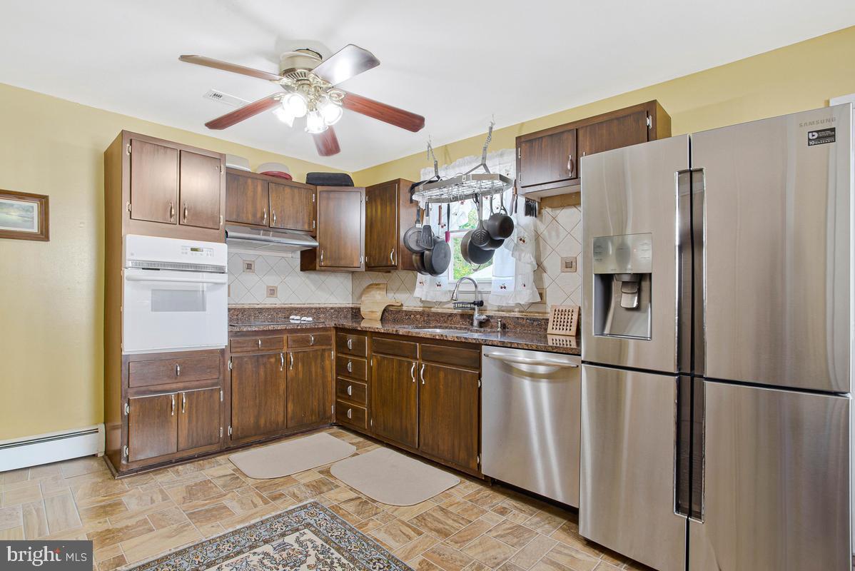 3714 3rd Avenue Edgewater, MD 21037 - Photo 8 of 32