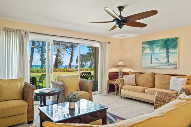 $1,299,000 | 4-1250 Kuhio Highway, Unit D101, Kapaa, HI 96746