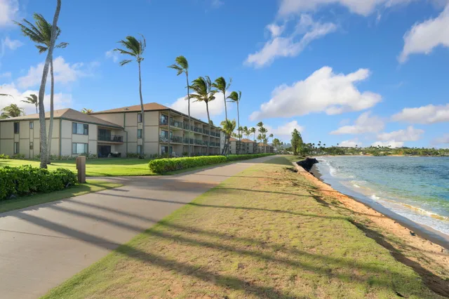 $1,299,000 | 4-1250 Kuhio Highway, Unit D101, Kapaa, HI 96746