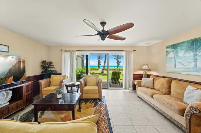$1,299,000 | 4-1250 Kuhio Highway, Unit D101, Kapaa, HI 96746