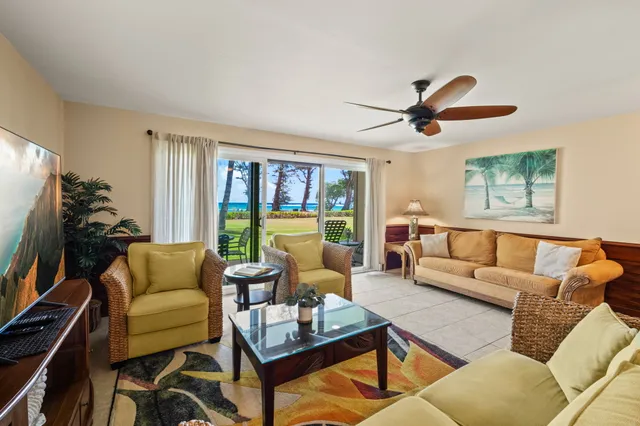 $1,299,000 | 4-1250 Kuhio Highway, Unit D101, Kapaa, HI 96746