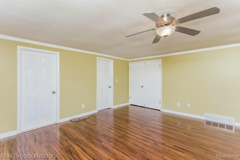 1709 Lakeville Road Leonard, MI 48367 - Photo 18 of 47