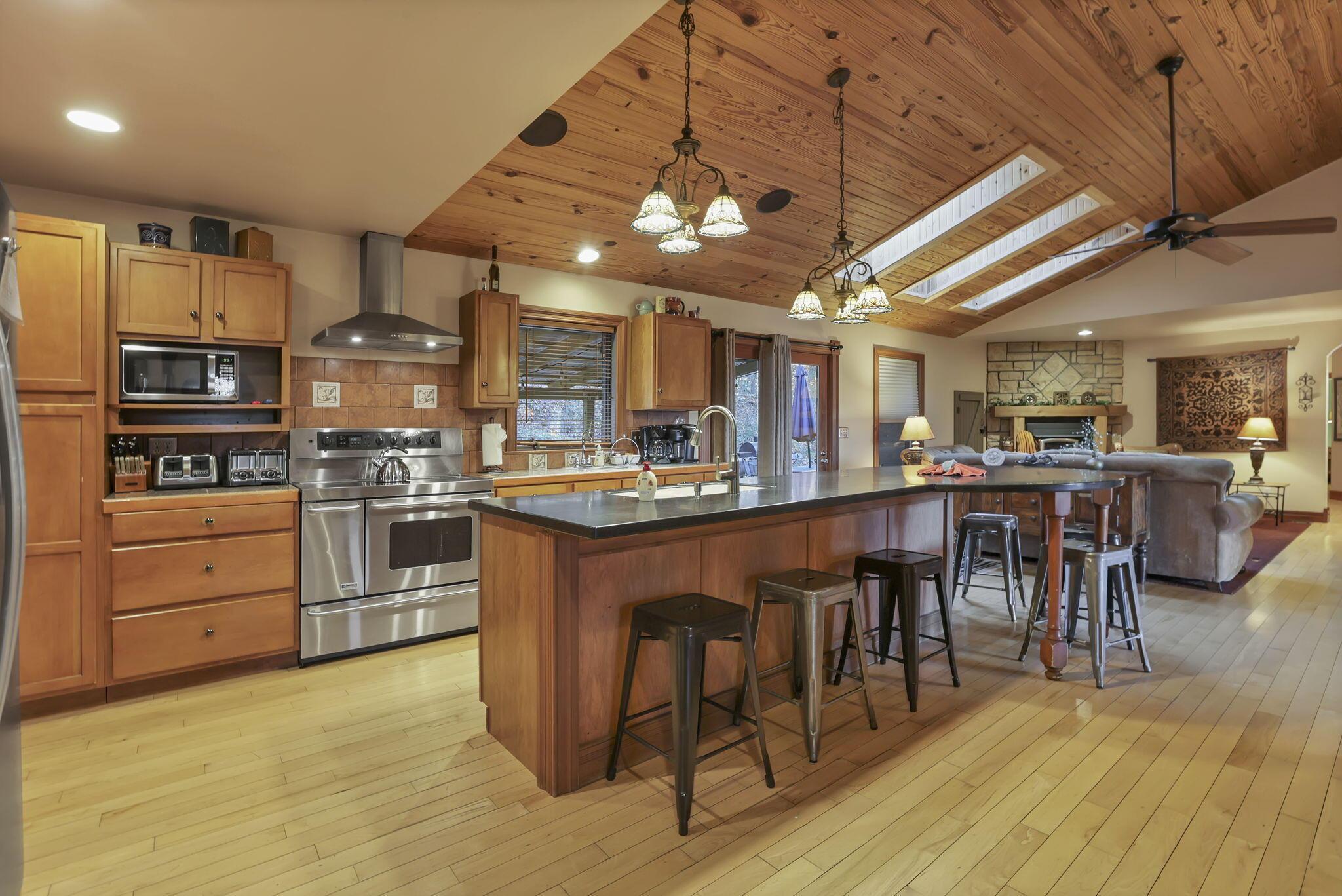 25873 Big Pine Road Rockbridge, OH 43149 - Photo 15 of 80