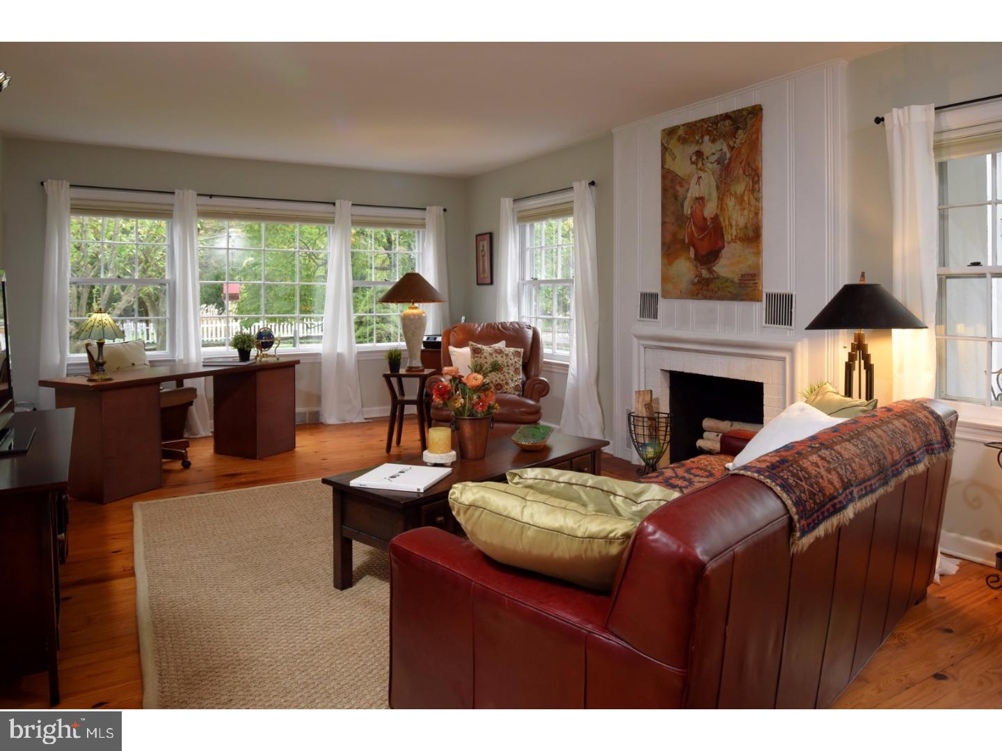 113 Laurel Road Princeton, NJ 08540 - Photo 3 of 15