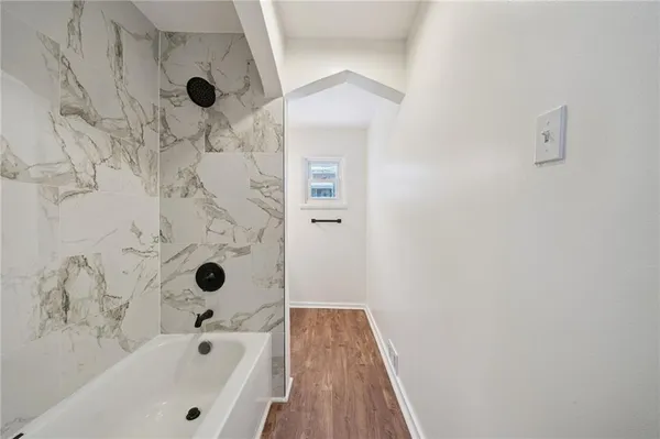 $1,895 | 41 Norton Street, Pittsburgh, PA 15211
