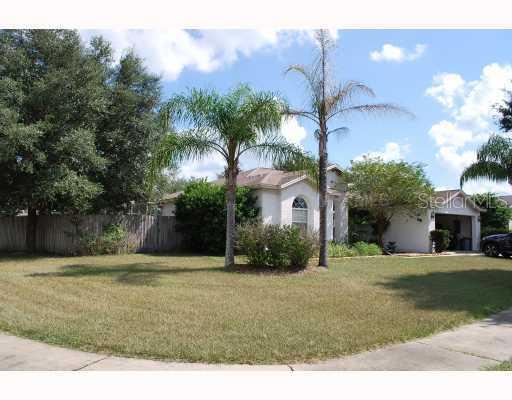 3802 Saddle Ridge Street Valrico, FL 33596 - Photo 1 of 1 Exterior Front - This house is on a very nice corner lot, which enhances the back yard as well.