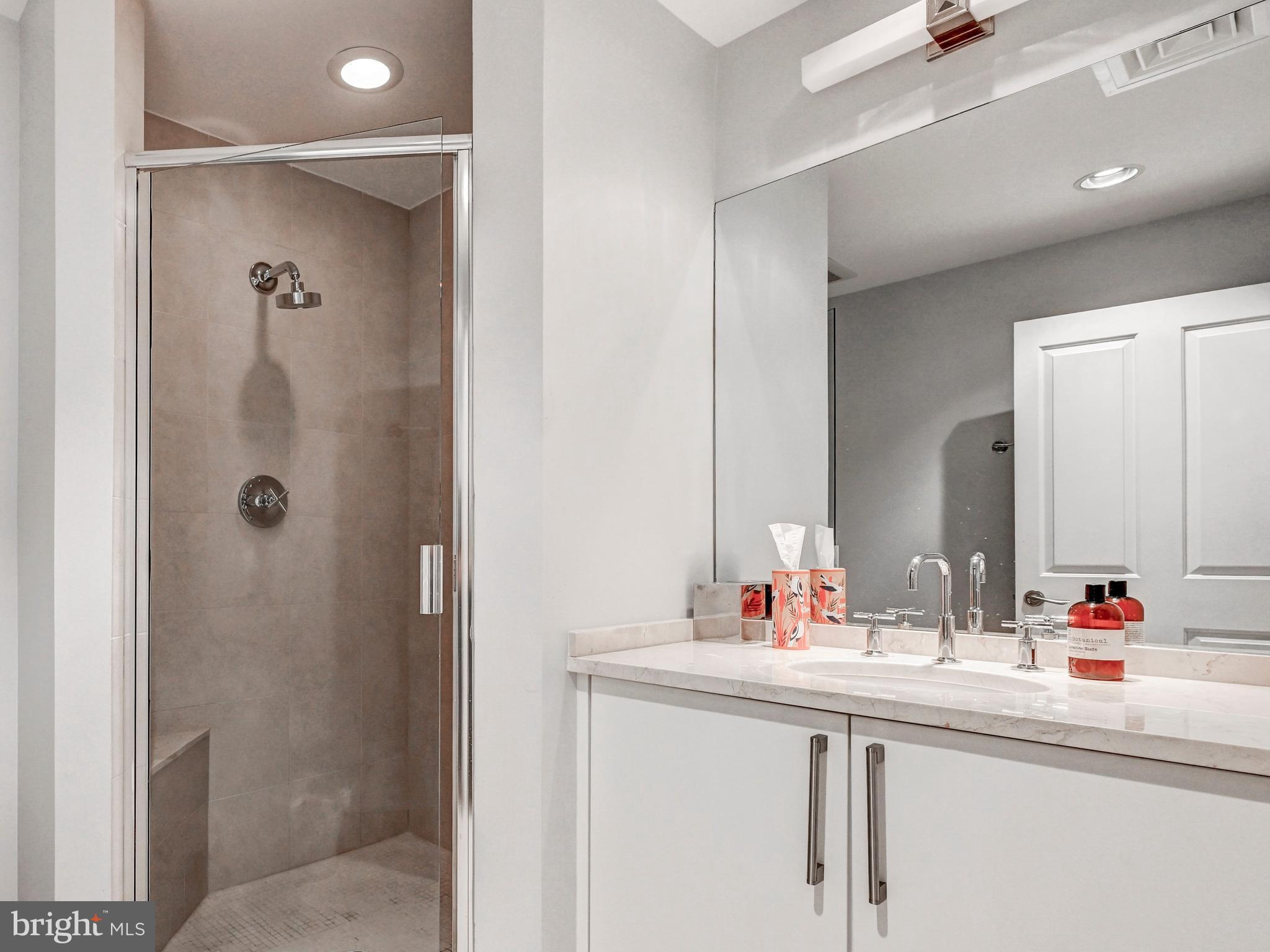 801 Key Highway, Unit 313 Baltimore, MD 21230 - Photo 28 of 47