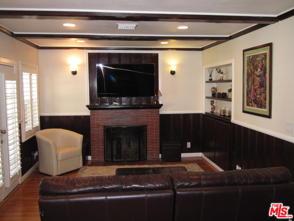 3650 Virginia Road Los Angeles, CA 90016 - Photo 11 of 17