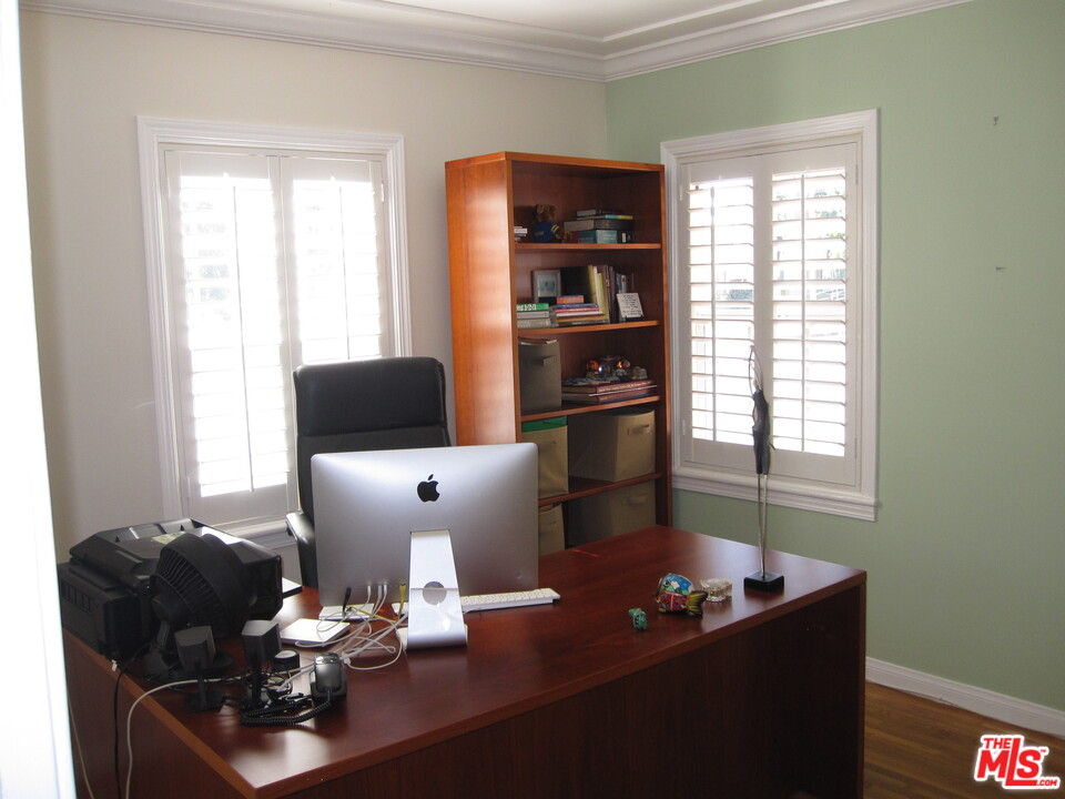 3650 Virginia Road Los Angeles, CA 90016 - Photo 13 of 17