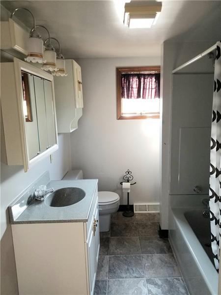906 Evergreen Road Leechburg, PA 15656 - Photo 14 of 24 Gallery Image 14