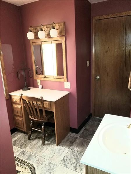 906 Evergreen Road Leechburg, PA 15656 - Photo 8 of 24 Gallery Image 8