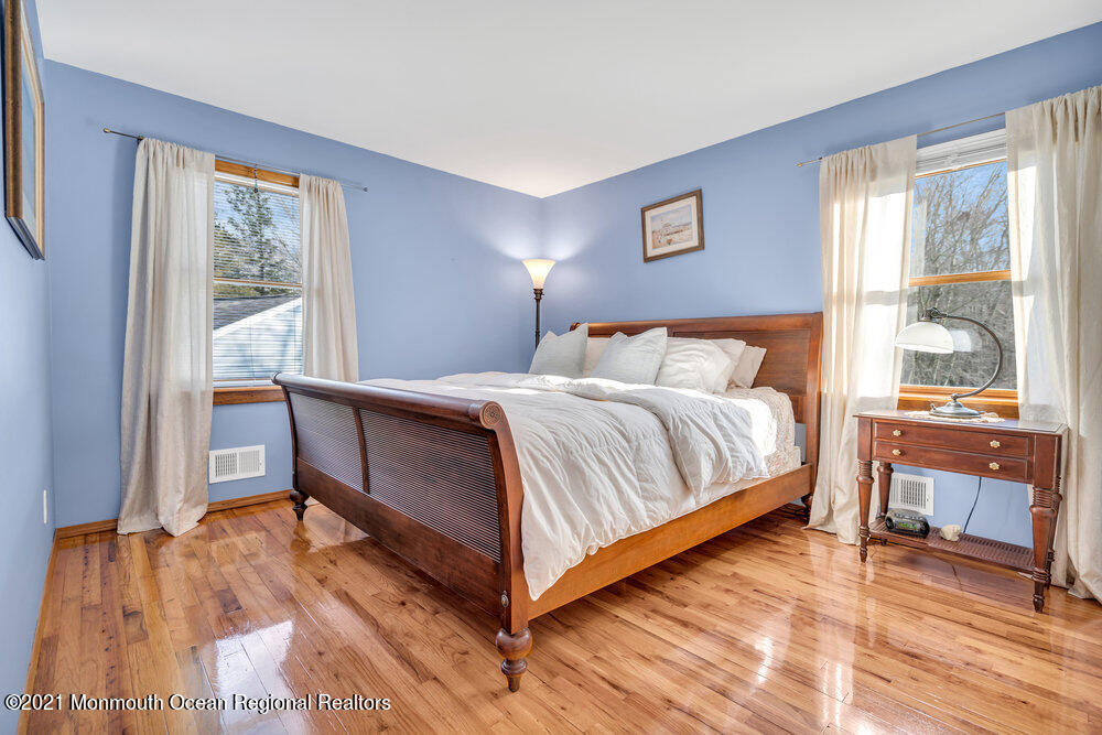 1256 Maxim Southard Road Howell, NJ 07731 - Photo 17 of 38 021_dsc02708