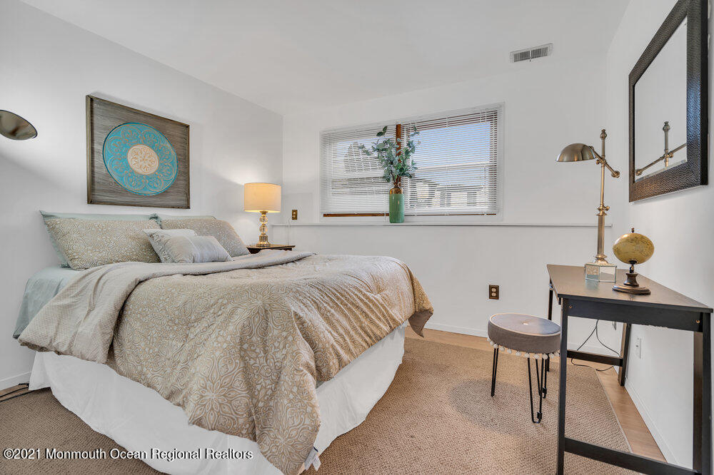 1256 Maxim Southard Road Howell, NJ 07731 - Photo 21 of 38 025_dsc02733