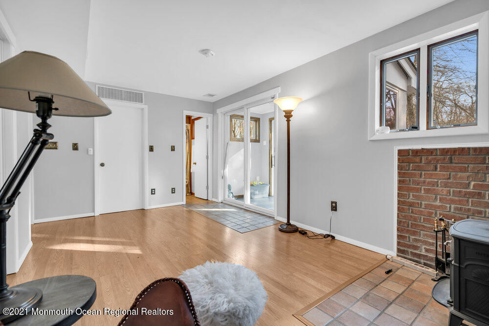 1256 Maxim Southard Road Howell, NJ 07731 - Photo 25 of 38 031_dsc02753