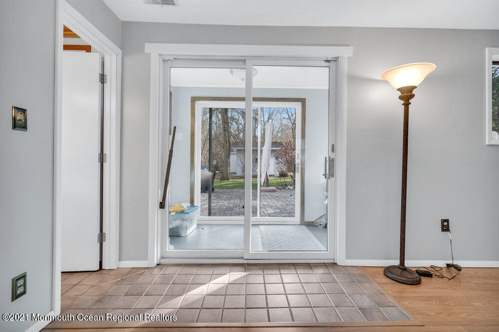 1256 Maxim Southard Road Howell, NJ 07731 - Photo 26 of 38 032_dsc02758