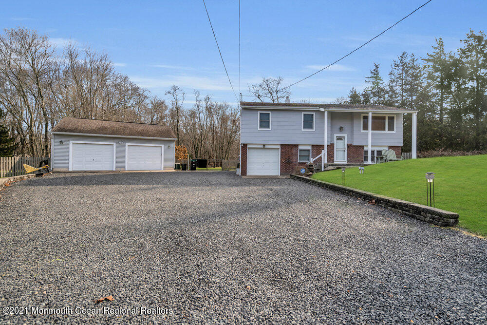 1256 Maxim Southard Road Howell, NJ 07731 - Photo 3 of 38 009_dsc02864