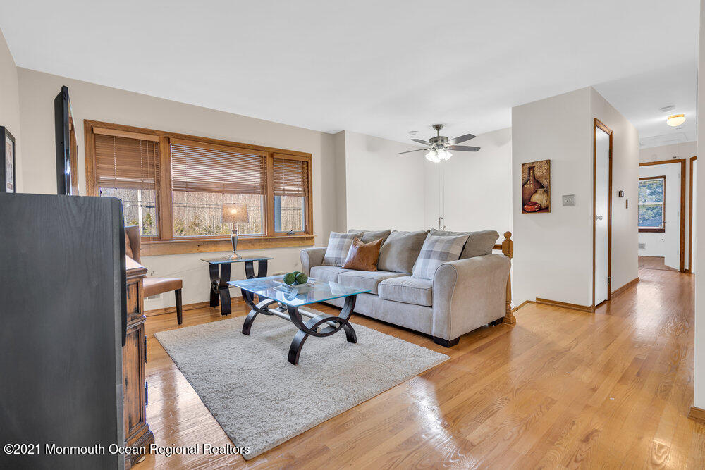 1256 Maxim Southard Road Howell, NJ 07731 - Photo 8 of 38 011_dsc02658