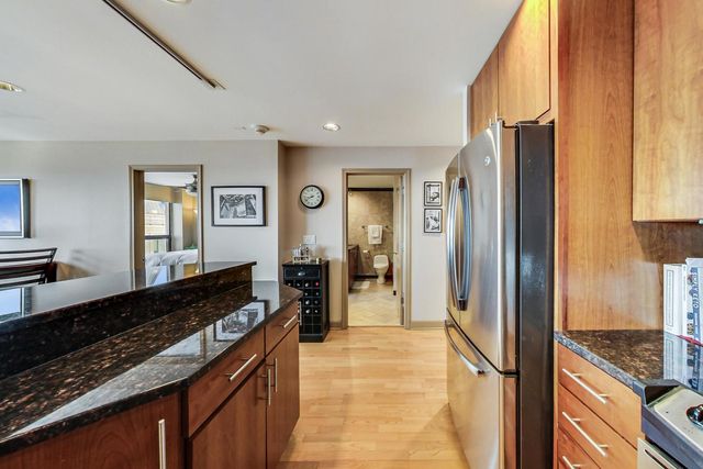 $335,000 | 30 East Huron Street, Unit 5605, Chicago, IL 60611