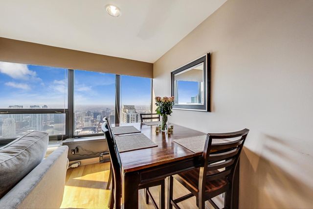 $335,000 | 30 East Huron Street, Unit 5605, Chicago, IL 60611