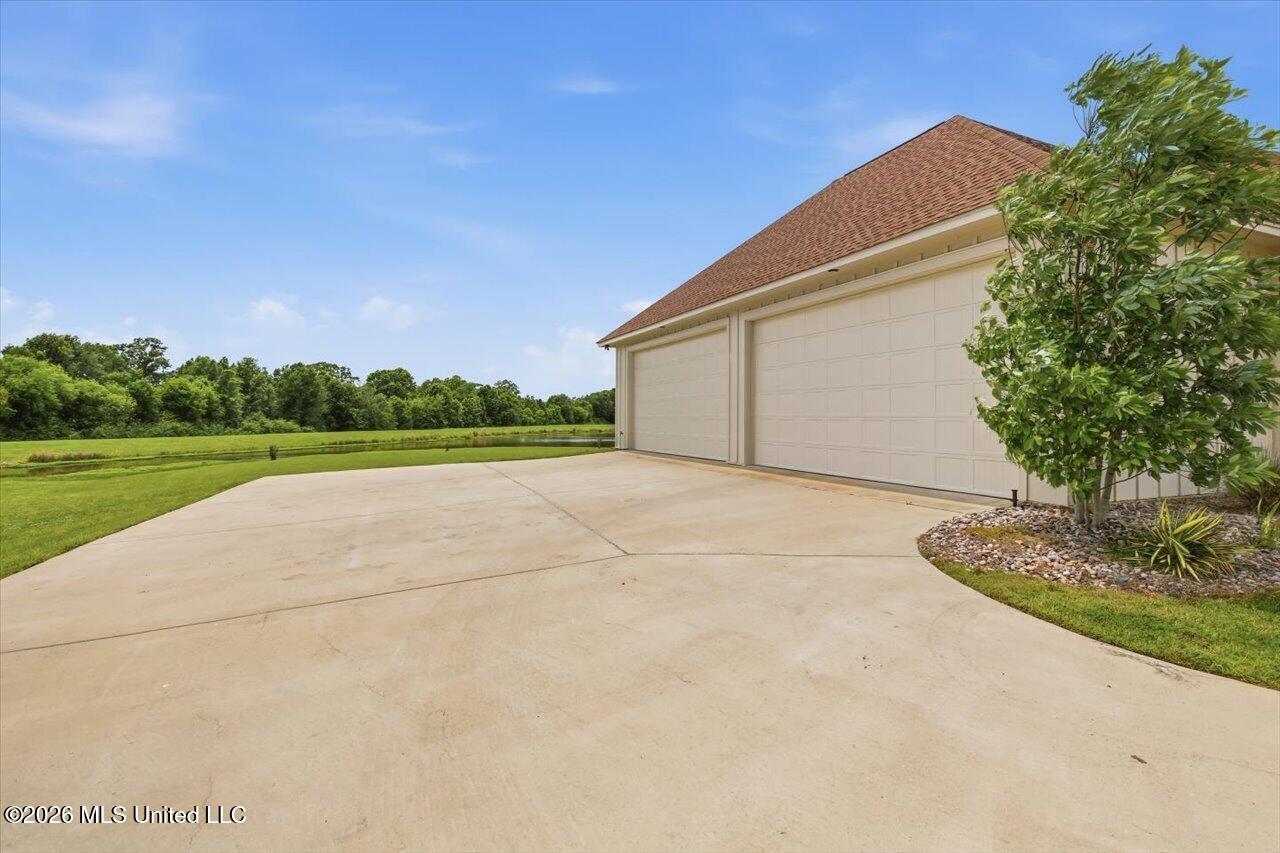 109 Hannalea Place Flora, MS 39071 - Photo 4 of 77 04-109 Hannalea Pl _ Hometoursms.com