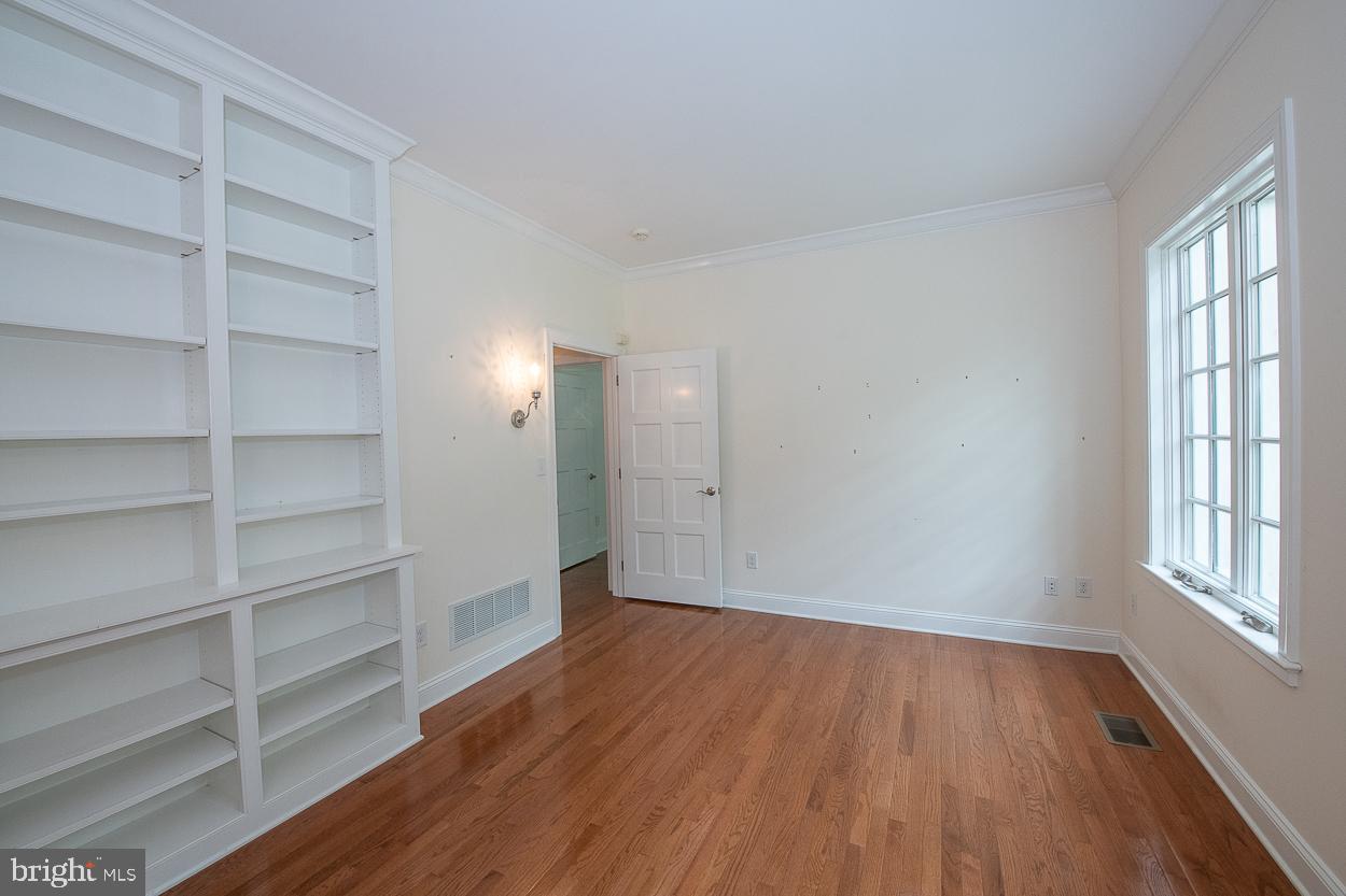 242 Broughton Lane Villanova, PA 19085 - Photo 12 of 41