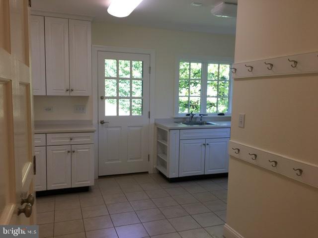 242 Broughton Lane Villanova, PA 19085 - Photo 28 of 41