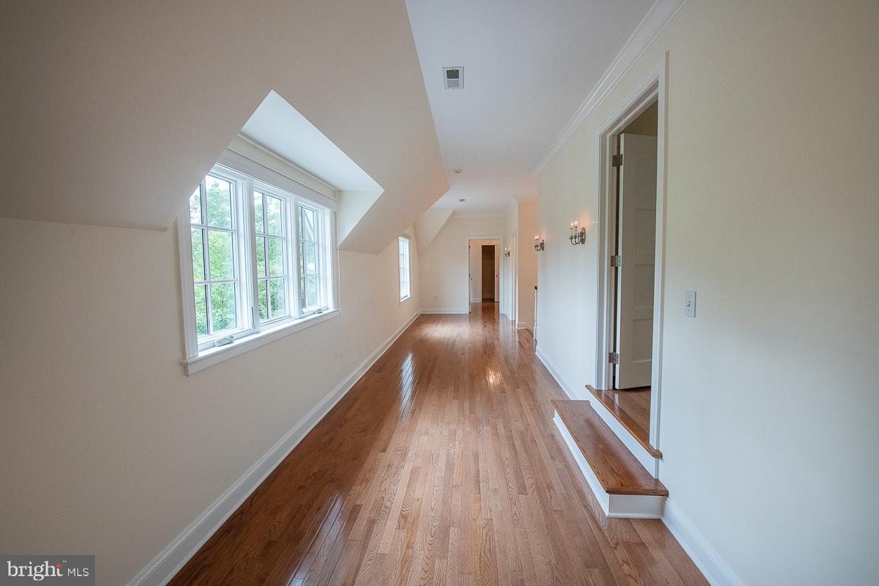 242 Broughton Lane Villanova, PA 19085 - Photo 32 of 41