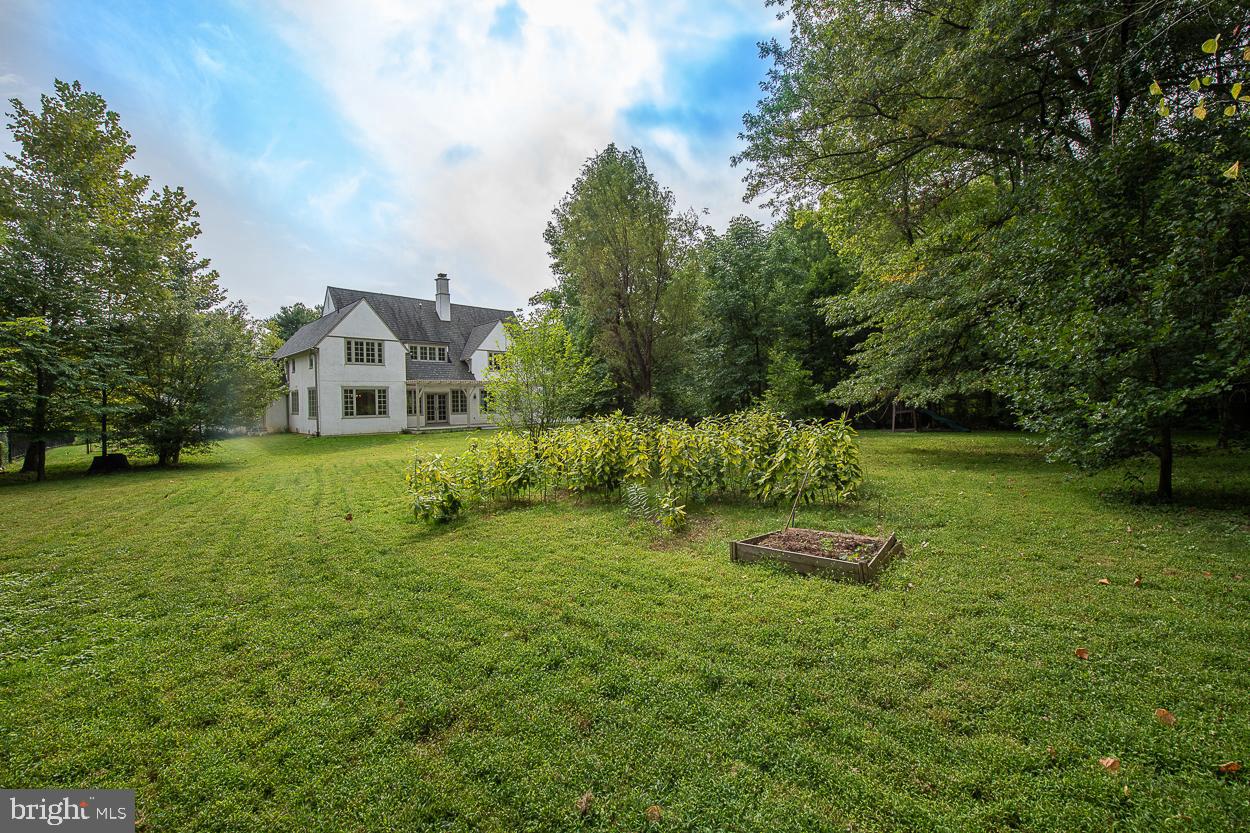 242 Broughton Lane Villanova, PA 19085 - Photo 36 of 41