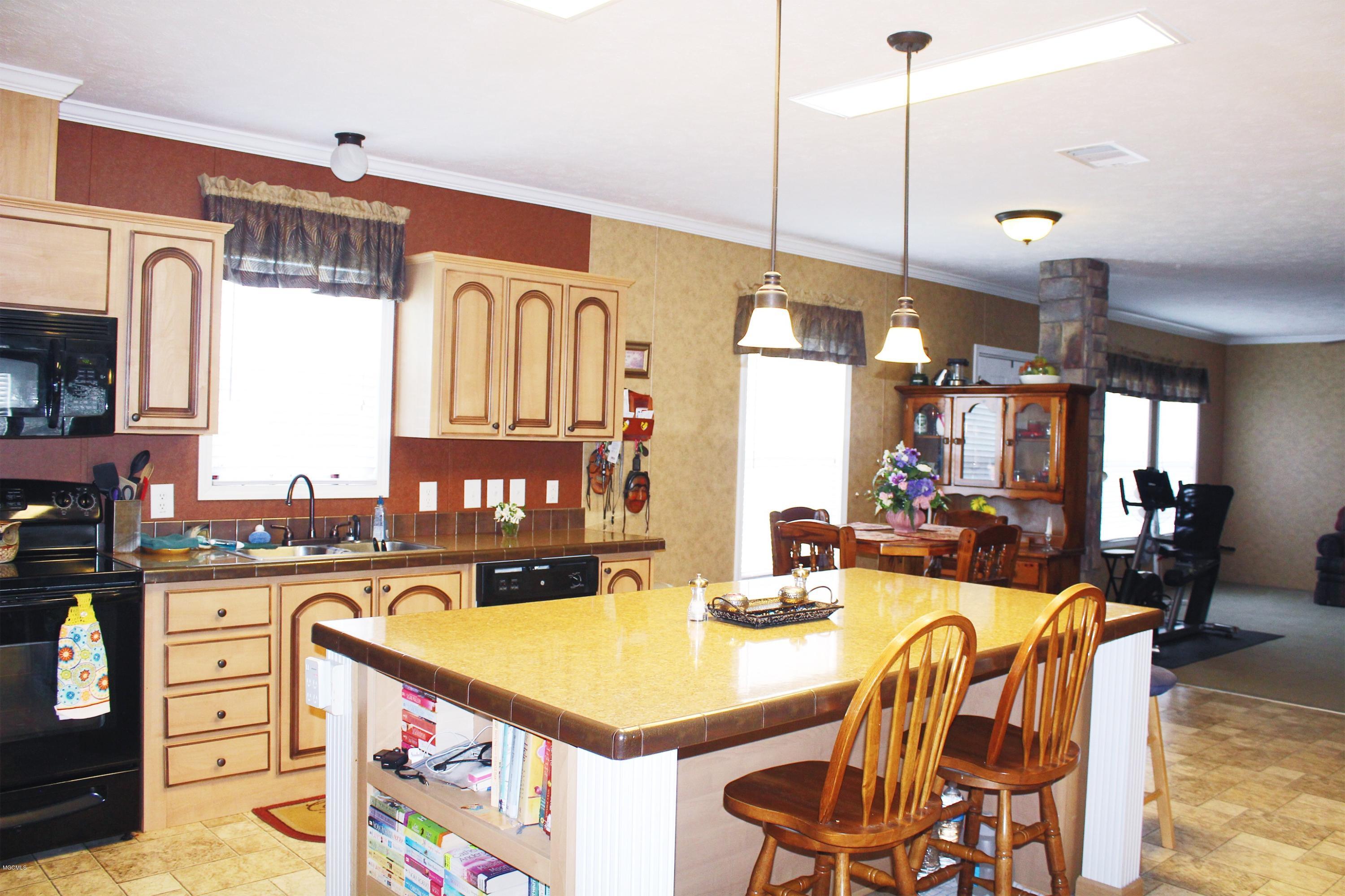 9617 Saracennia Road Moss Point, MS 39562 - Photo 22 of 24 IMG_9357