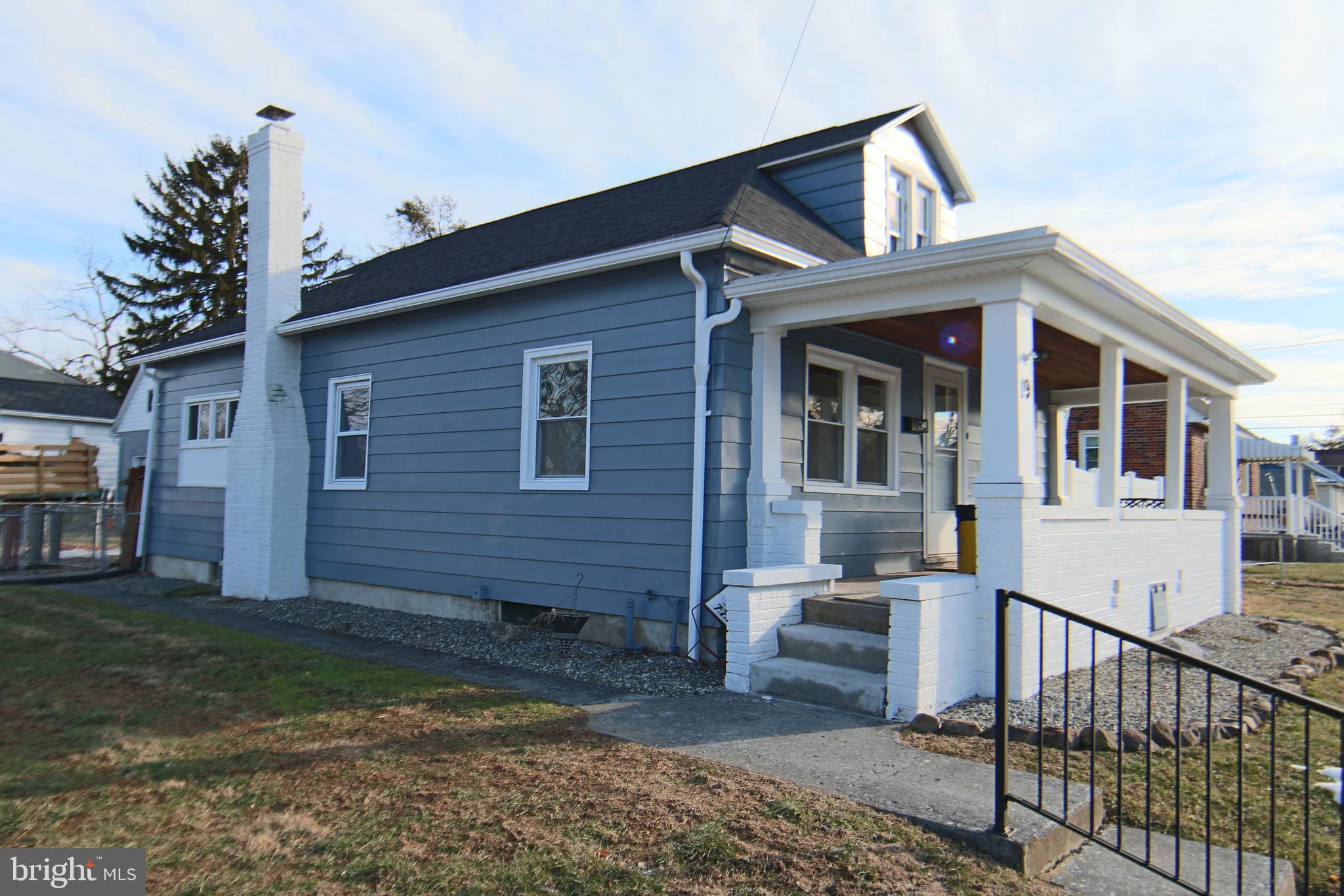 19 Crescent Street Highspire, PA 17034 - Photo 2 of 24