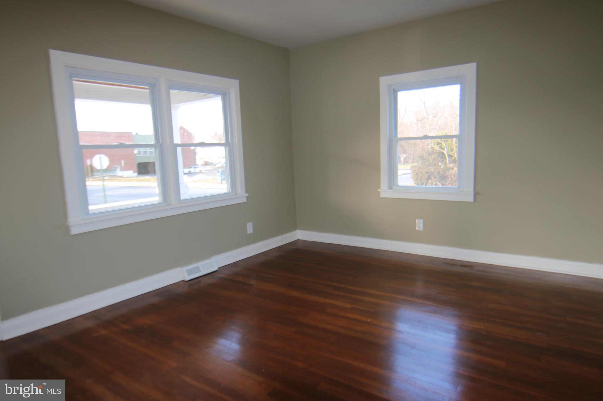19 Crescent Street Highspire, PA 17034 - Photo 5 of 24